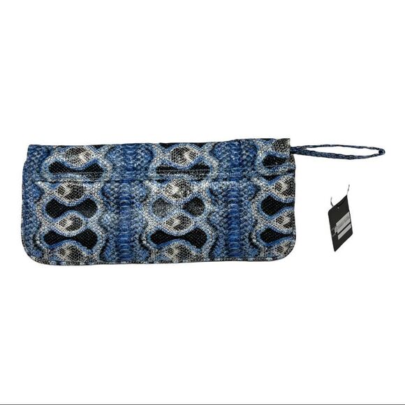 SR SQUARED Sondra Roberts Faux Reptile Snake Envelope Style Wristlet Clutch - Picture 4 of 9